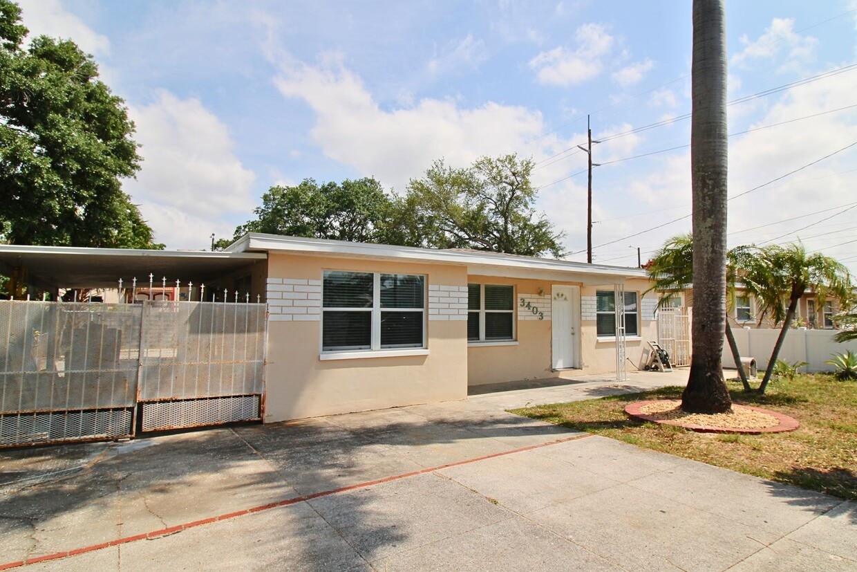 Freshly Updated 3 Bed, 2 Bath Home in West Tampa! AVAILABLE ON JULY 15TH - Freshly Updated 3 Bed, 2 Bath Home in West Tampa! AVAILABLE ON JULY 15TH