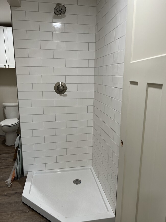 Building Photo - 119 East Elm Street, Unit 3