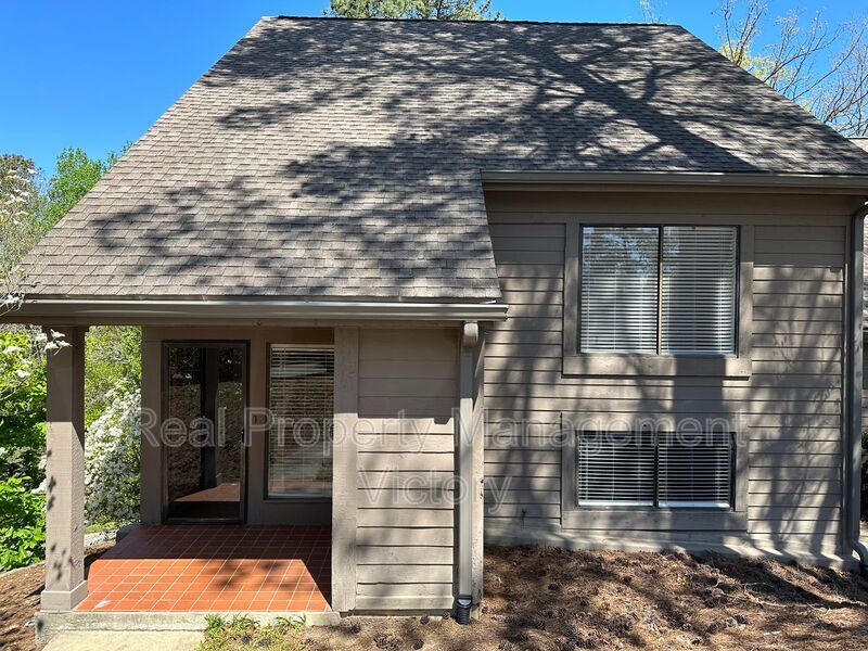 Primary Photo - 101 Cambrian Way
