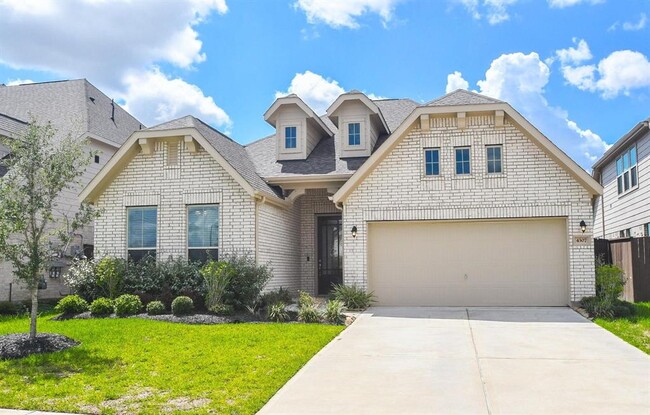 Foto del edificio - 4307 Sandhill Terrace Ln