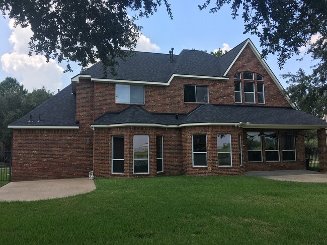 Building Photo - 10730 Sea Myrtle Dr