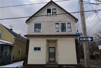 Building Photo - 3454 E 76th St