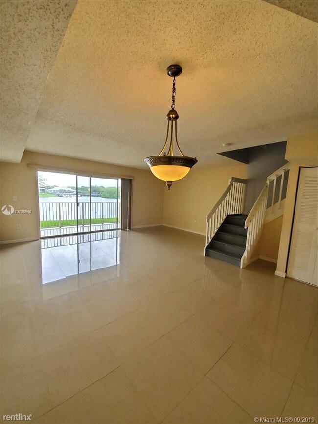 Foto del edificio - 3 br, 2.5 bath  - Montage by the Lake