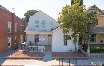 Building Photo - 709 N St Vrain St