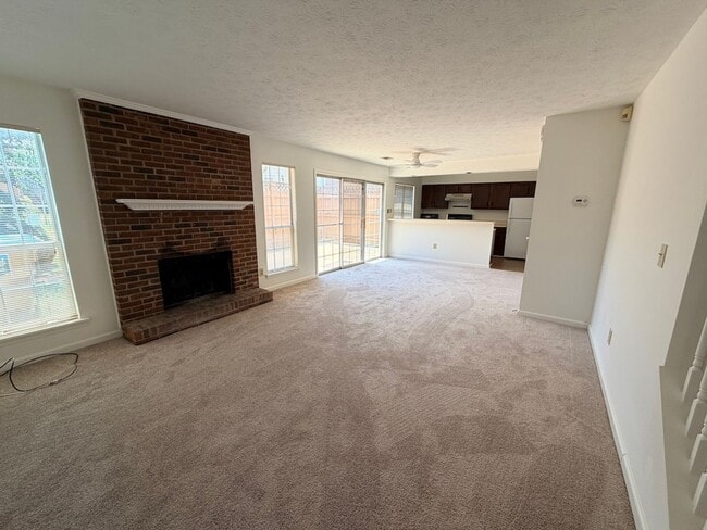 Building Photo - 5556 Clover Rise Ln