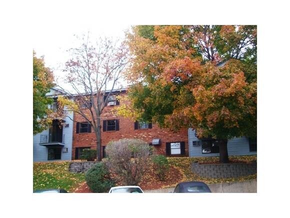 Primary Photo - 2 Bristol Ct