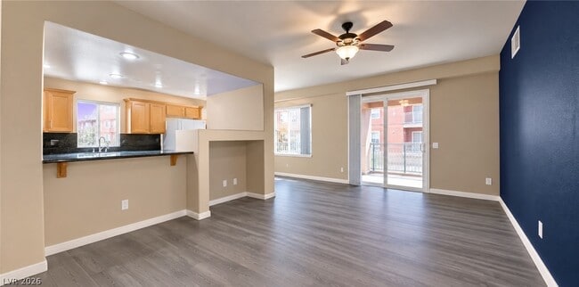 Building Photo - 27 E Agate Ave