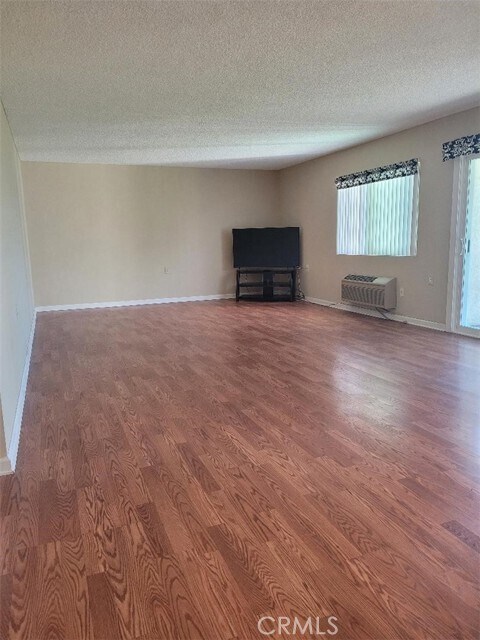 Foto del edificio - 5515 W Paseo Del Lago