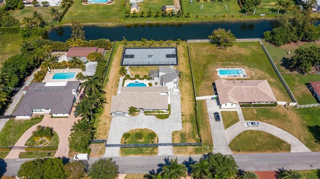 Foto del edificio - 3401 SW 141st Ave
