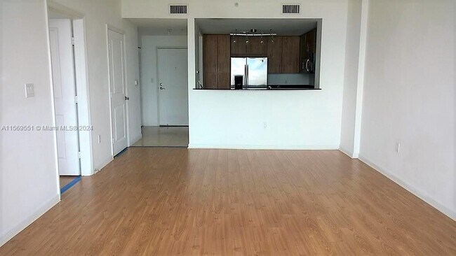 Building Photo - 7900 Harbor Island Dr