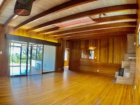 Building Photo - 2861 Hollyridge Dr