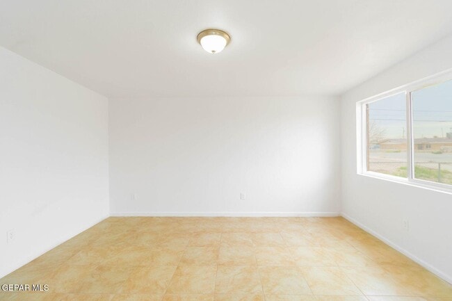 Building Photo - 8620 Campana Ct