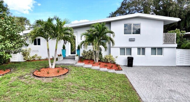 Foto del edificio - 2536 Flamingo Ln