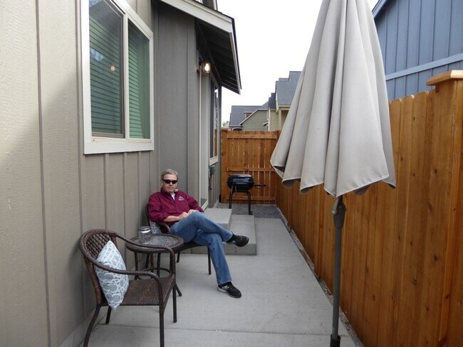 Foto del edificio - 3 br, 2 bath House - 21305 Megan Court