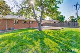 Building Photo - 7625 Barbara Ann Dr