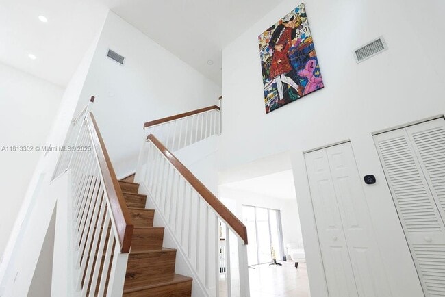 Building Photo - 14392 SW 95th Terrace