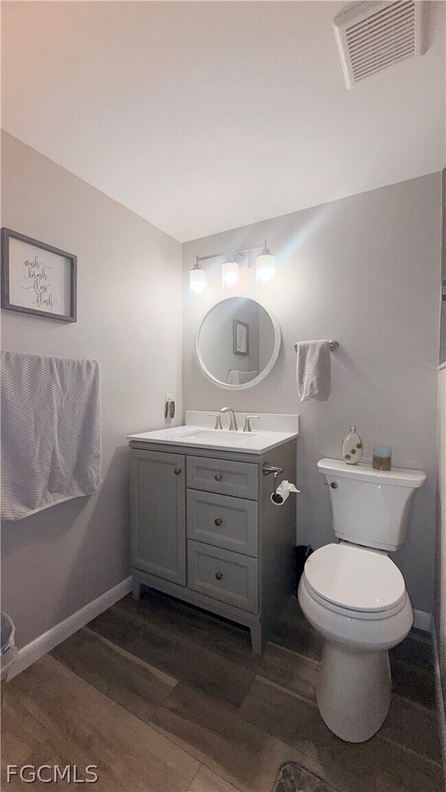 Foto del edificio - 9540 Green Cypress Ln