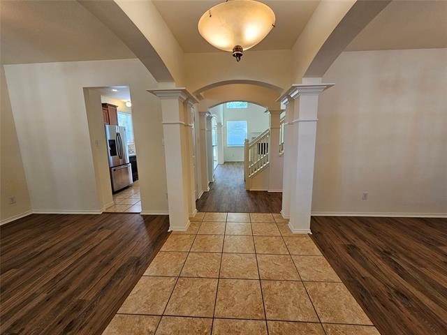 Building Photo - 933 Wilderness Pass