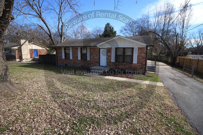 Primary Photo - 212 New Shackle Island Rd