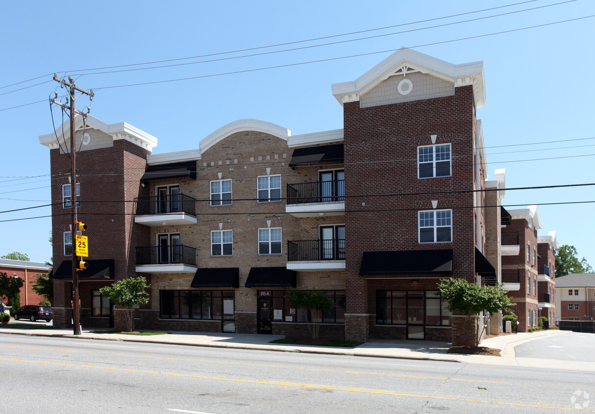 Foto principal - Lofts on Lee - UNCG