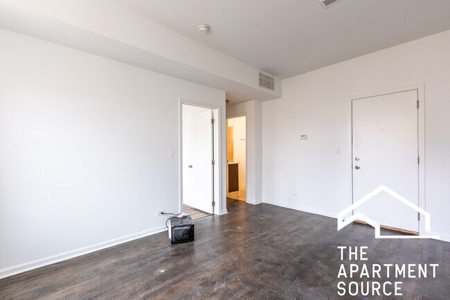 Foto del edificio - 5054 N Winthrop Ave