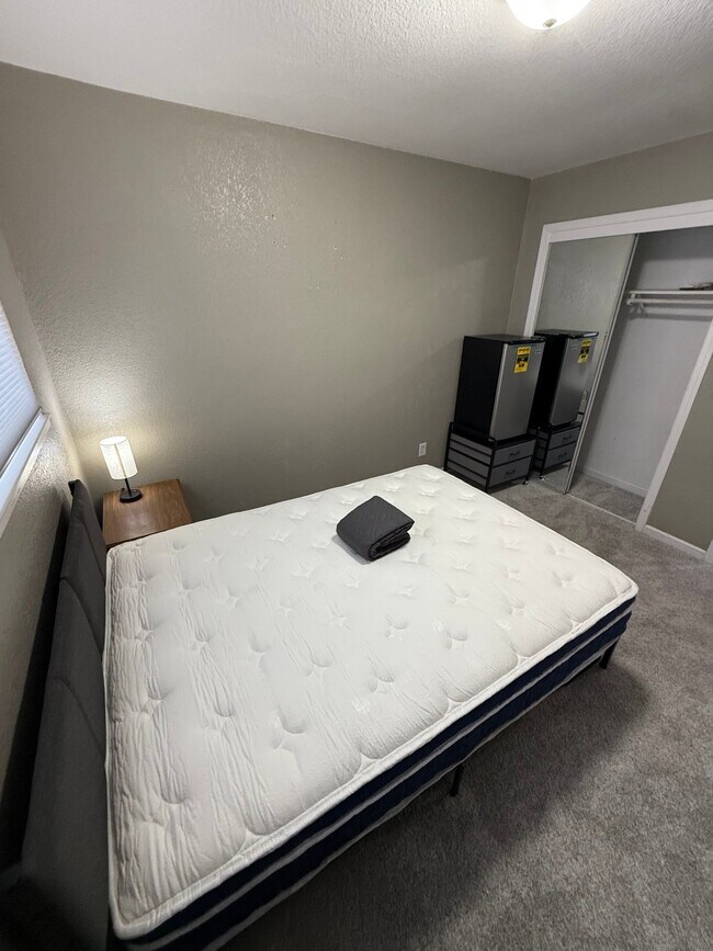 Foto del edificio - 9487 Dalton Way