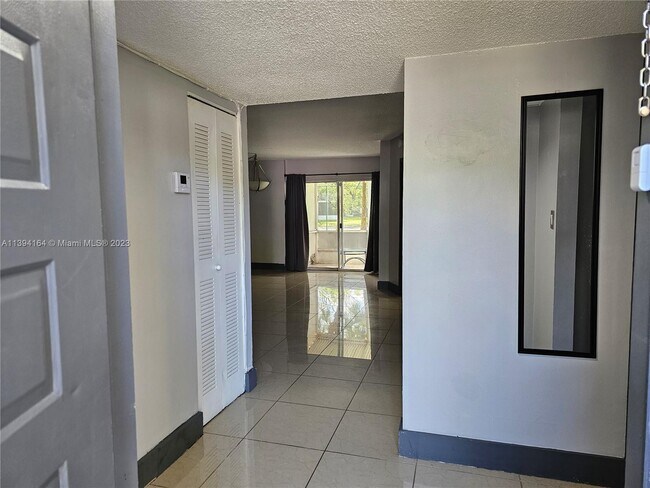 Foto del edificio - 13904 SW 91st Terrace