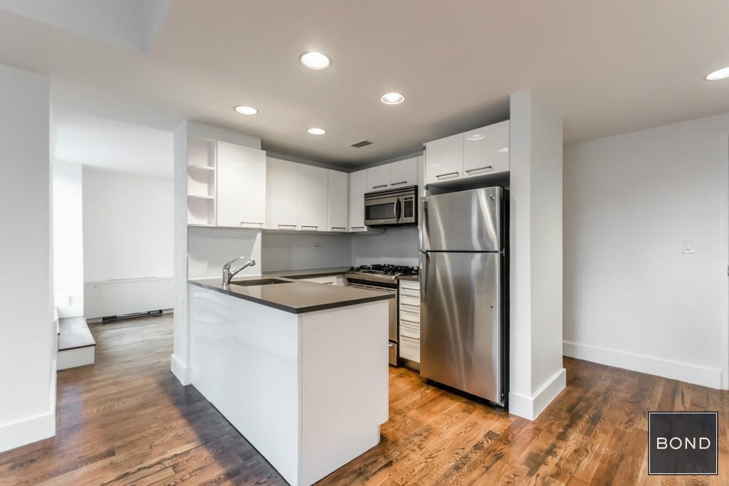 Primary Photo - 212 E 63rd St