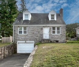 Building Photo - 86 Hecker Ave