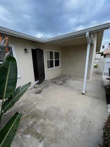 Fotografía del edificio - 2612 Vanderbilt Ln