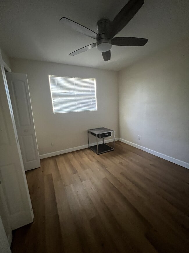 Building Photo - 536 Ruth St