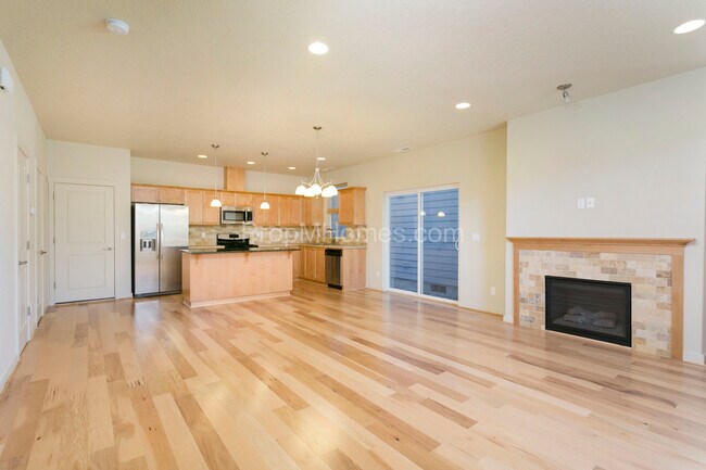 Foto del edificio - Beautiful Newer Three Bedroom Tigard Home ...