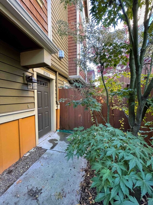 Foto principal - 2Bd/2.5Ba Seattle Townhouse