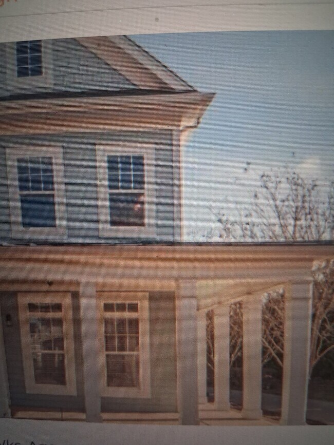 Foto del edificio - 7709 Alexander Promenade PI ROOM #