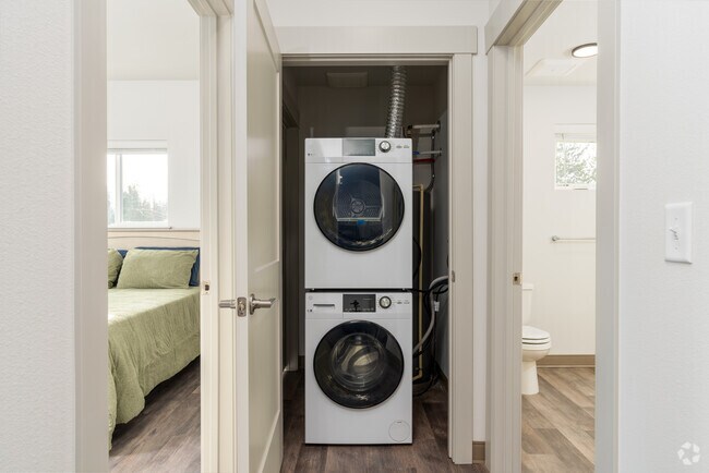 1HAB, 1BA - 586 ft² - The Schralpenhaus