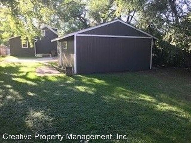Foto del edificio - 2 br, 1.5 bath House - 614 1st St NW