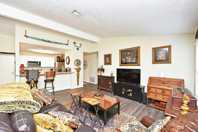 Foto del edificio - 7 Braemar Forest St