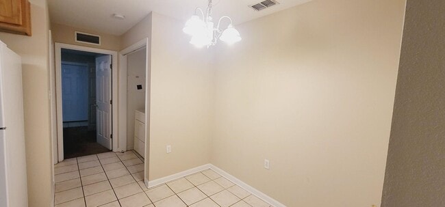 Building Photo - 2740 W Tharpe St