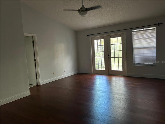 Foto del edificio - 2396 Nightingale Ln