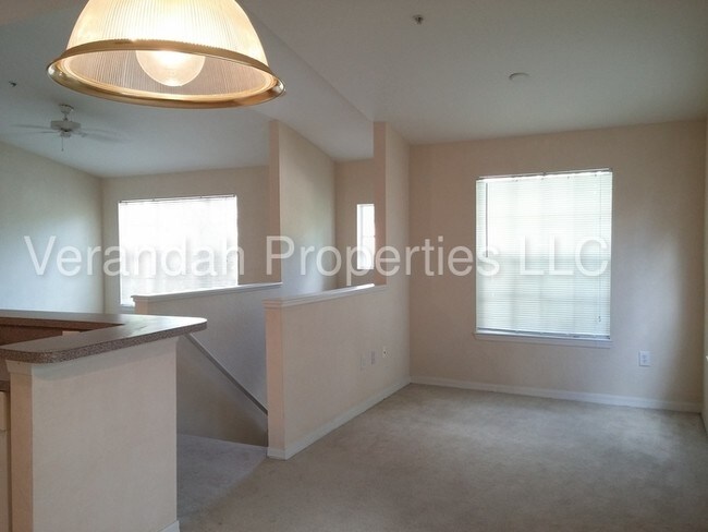 Foto del edificio - 832 Grand Regency Pointe