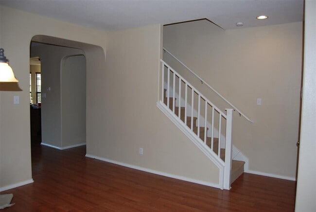Building Photo - 2115 Sage Canyon Dr
