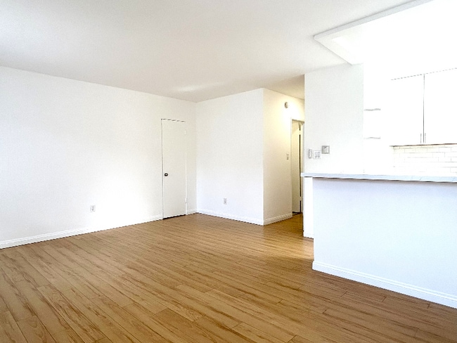 Building Photo - 1534 10th St