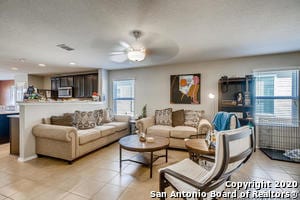 Building Photo - 10715 Noble Canyon