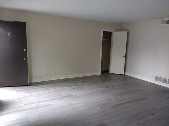 Building Photo - 4804 Del Amo Blvd