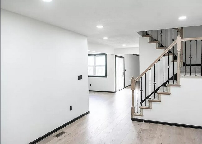 Foto del edificio - 1560 Waterstone Ct