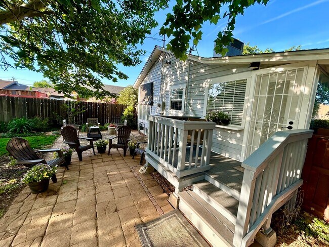 Foto del edificio - $2,195 Woodworth & 4th St, Historic 2 Bedr...