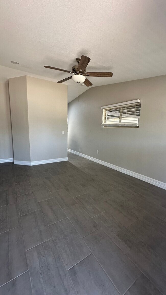 Foto del edificio - Central Tempe 3br