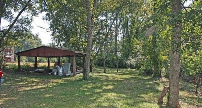 Photo - 1 Bedroom/1 Bathroom Unit off Macon Highway House