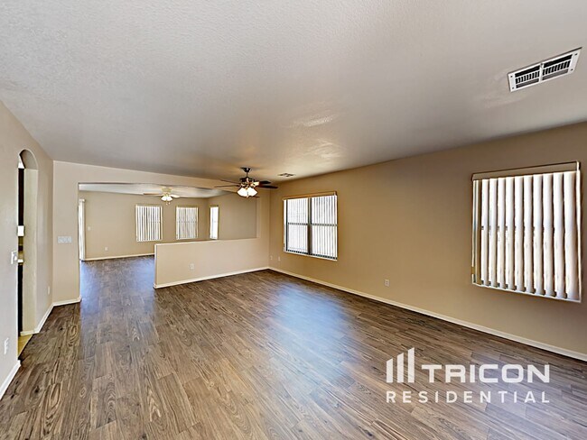 Building Photo - 45554 W Ranch Rd