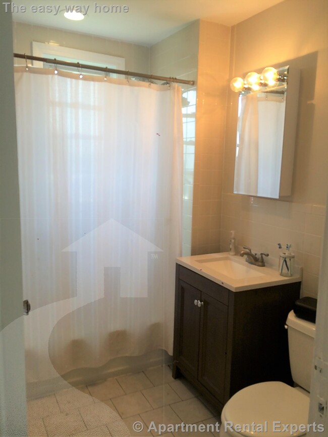 Foto del edificio - Davis Sq 4 Bed - 8 Min Walk to Davis - Pri...